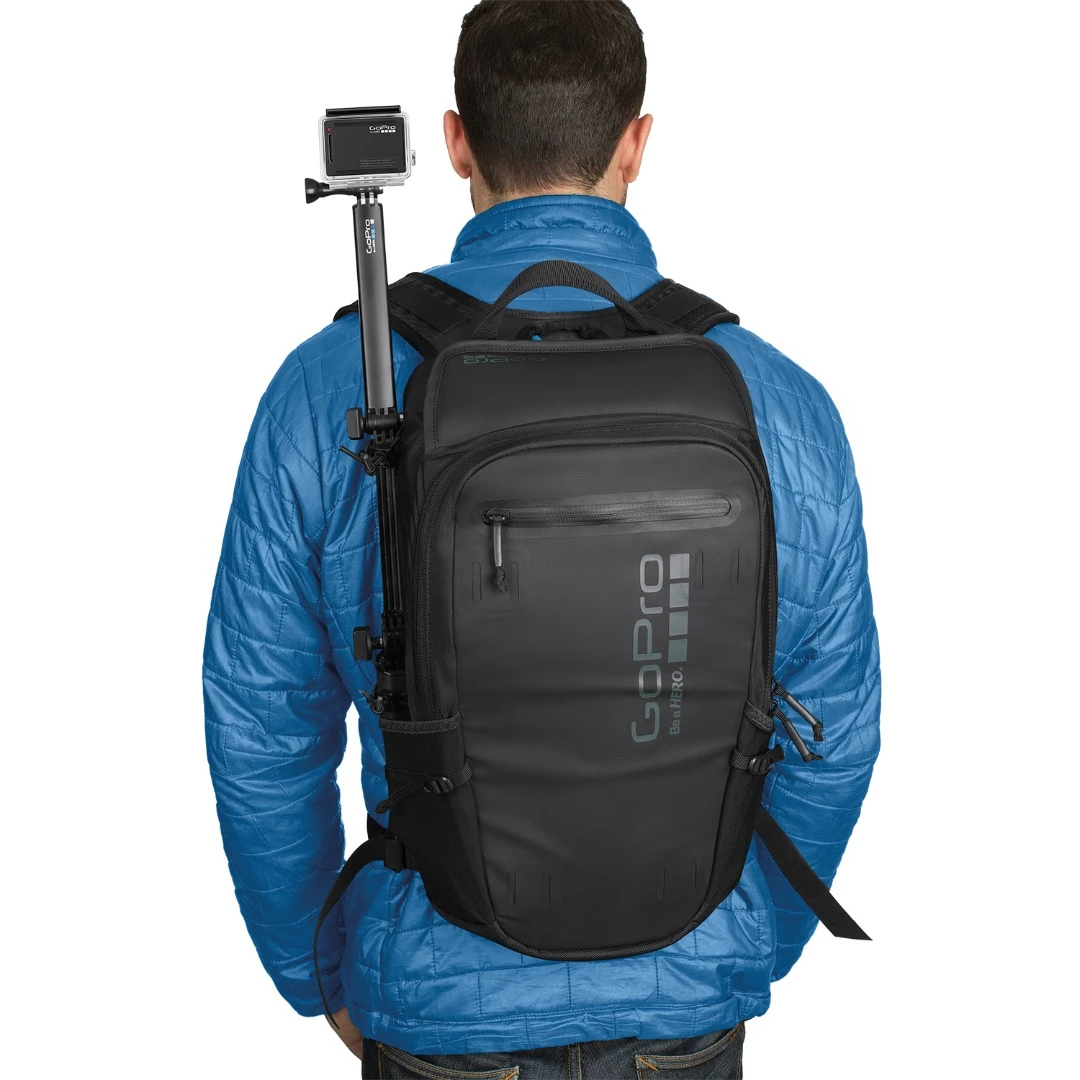 That over-the-shoulder mount is an optional extra