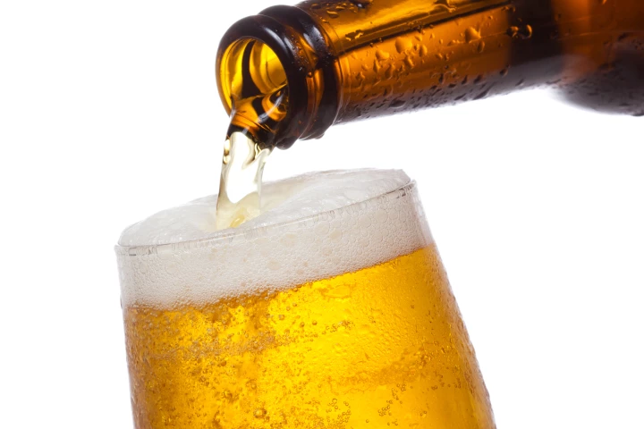 The yeast could also be utilized in the brewing of traditional full-alcohol beer, making the use of aroma hops unnecessary