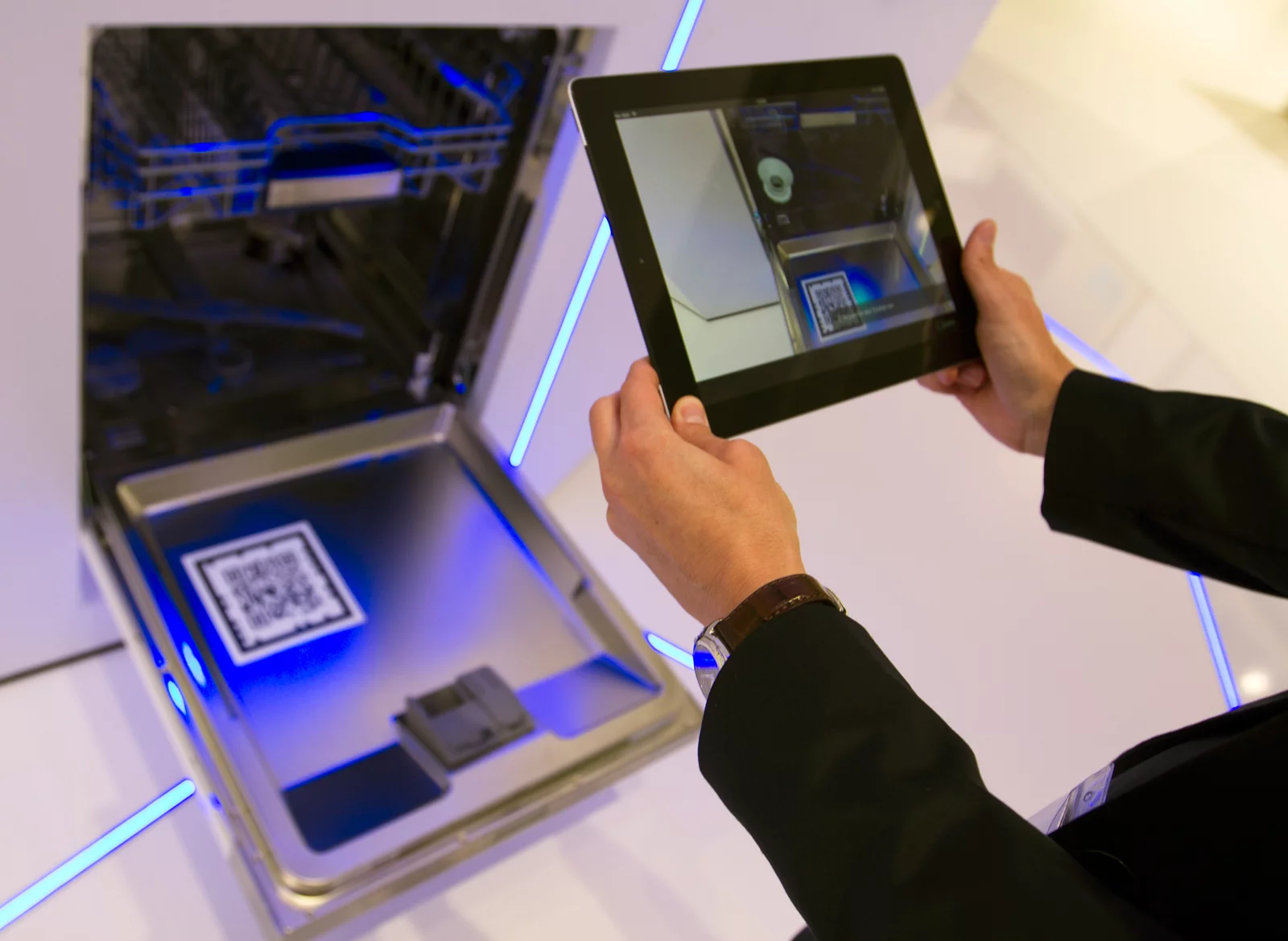 Siemen's app gives AR instructions on how to refill the salt in the dishwasher