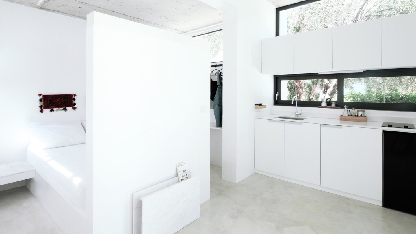 The Monocabin features a free-flowing interior design, eliminating the need for doors, while also providing space and privacy