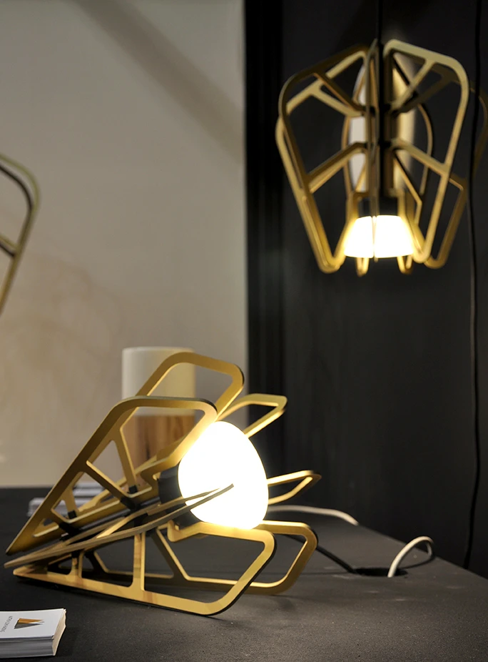 Gizmag's Bridget Borgobello interviews Japanese sustainable designer, Satoshi Yanagisawa (Photo: Edoardo Campanale/Gizmag.com)