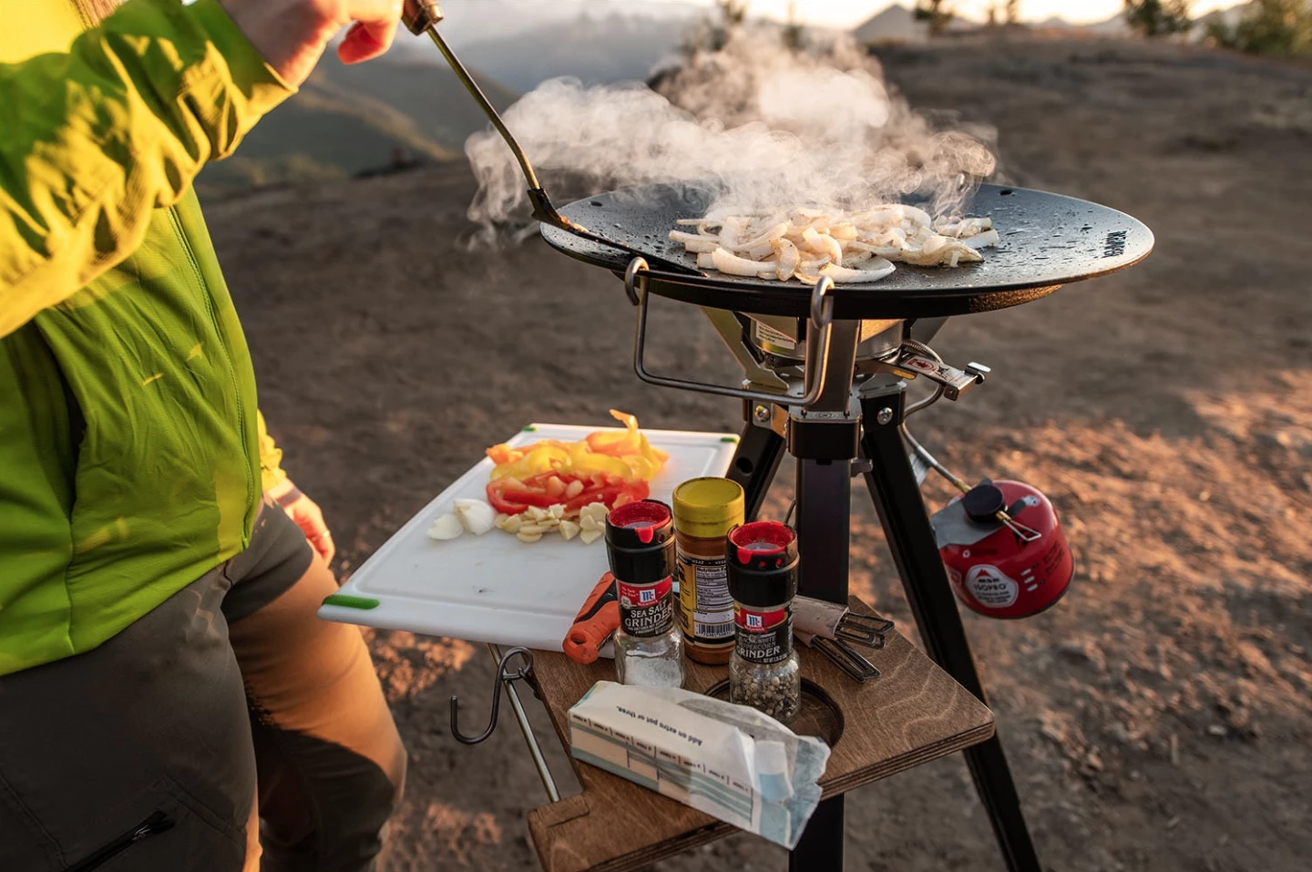 The Disco Series cooking system is based around a cast-iron skillet