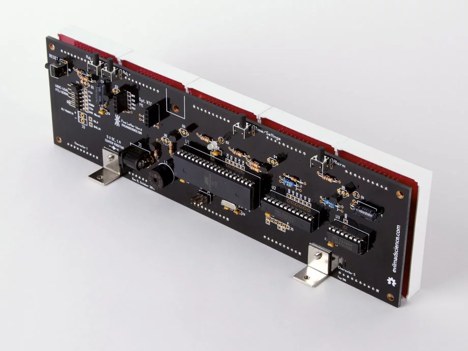 The rear of the Alpha Clock Five Basic Edition