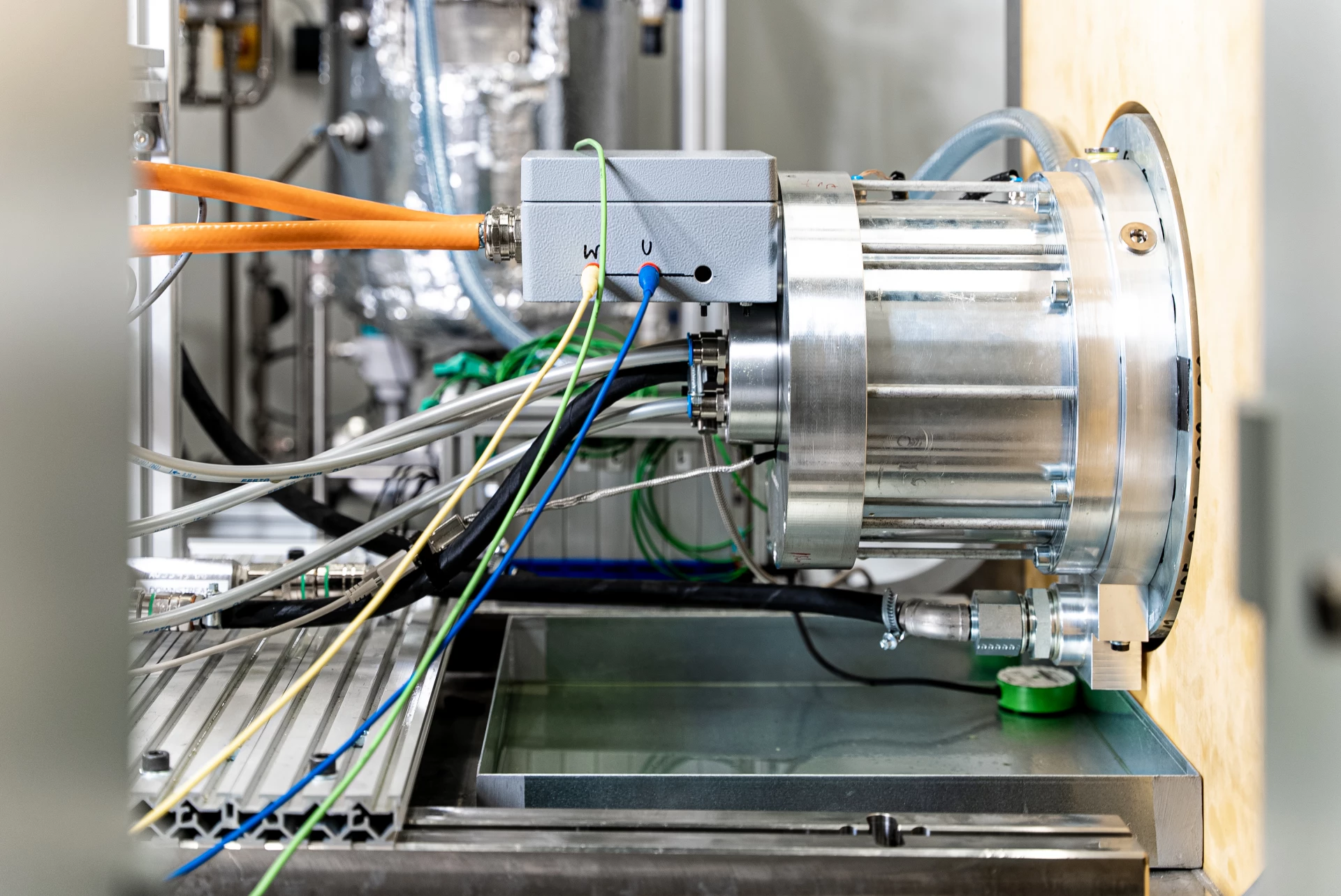 Mahle's new SCT electric motor runs non-stop at over 90% of peak power