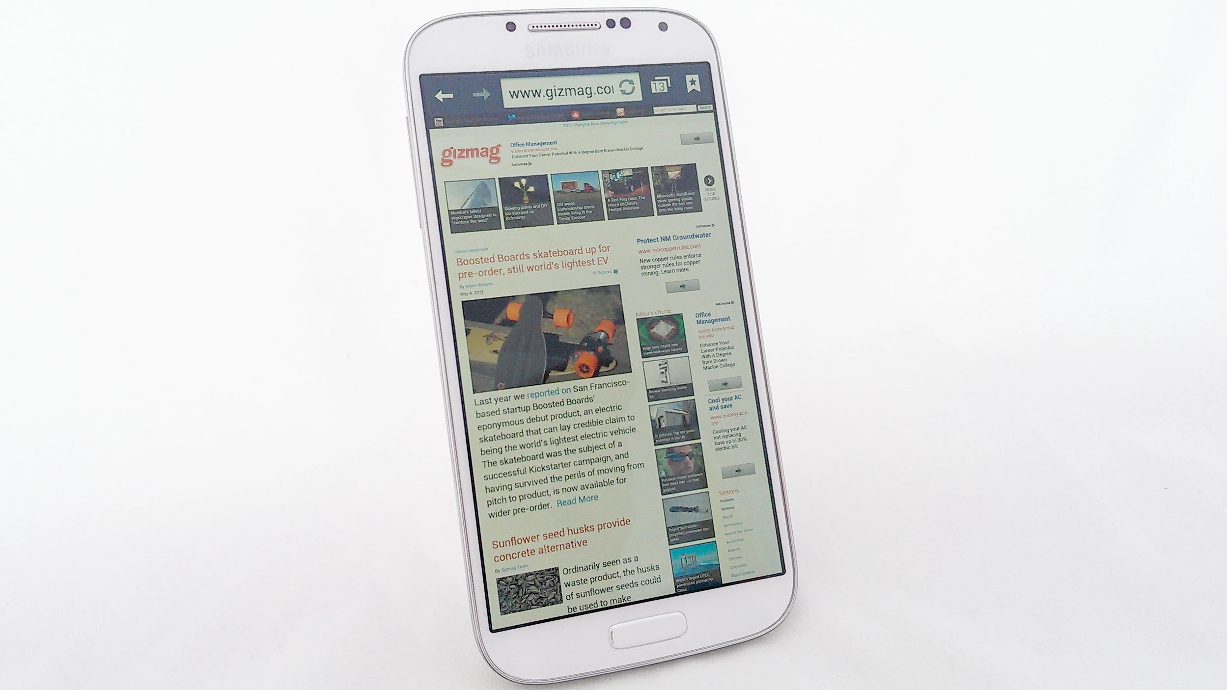 Gizmag reviews the Samsung Galaxy S4