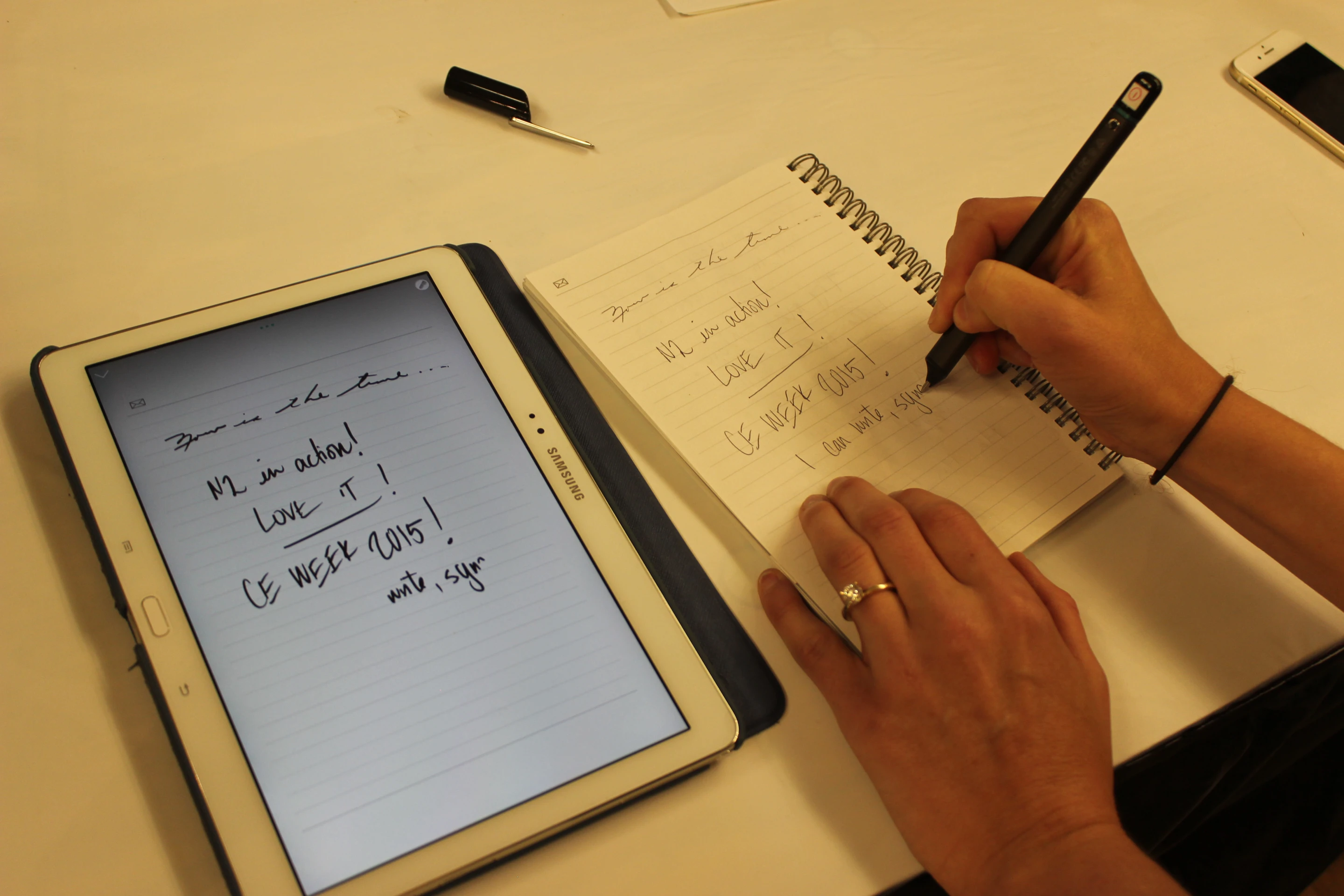 Writing with the Neo Smartpen N2 and seeing the output on a tablet display