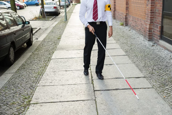 The XploR cane features facial recognition and GPS navigation systems (Photo: Birmingham City University)