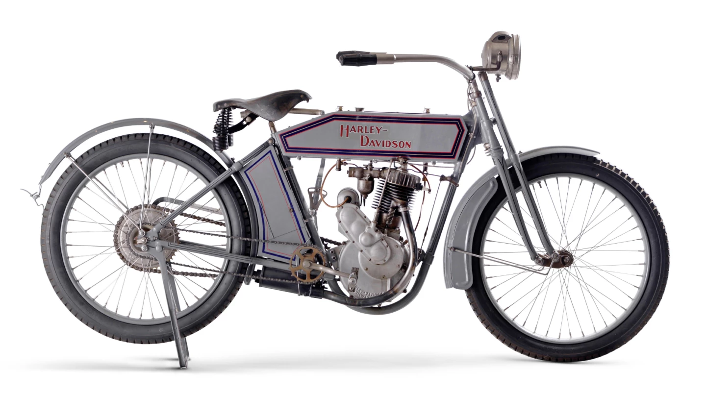 This 1913 Harley-Davidson Model 9B '5-35' Single, Lot 3 at Bonhams Lonatti Collection Sale (17-Oct-15) is estimated to sell for between £18,000 and 24,000 ($28,000 and $37,000)