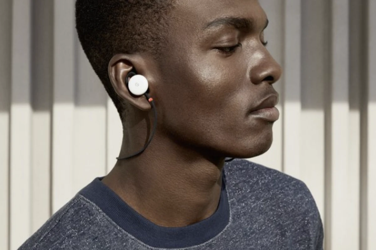 When paired with the Pixel smartphone, Google's Pixel Buds can let you carry out conversations in 40 languages