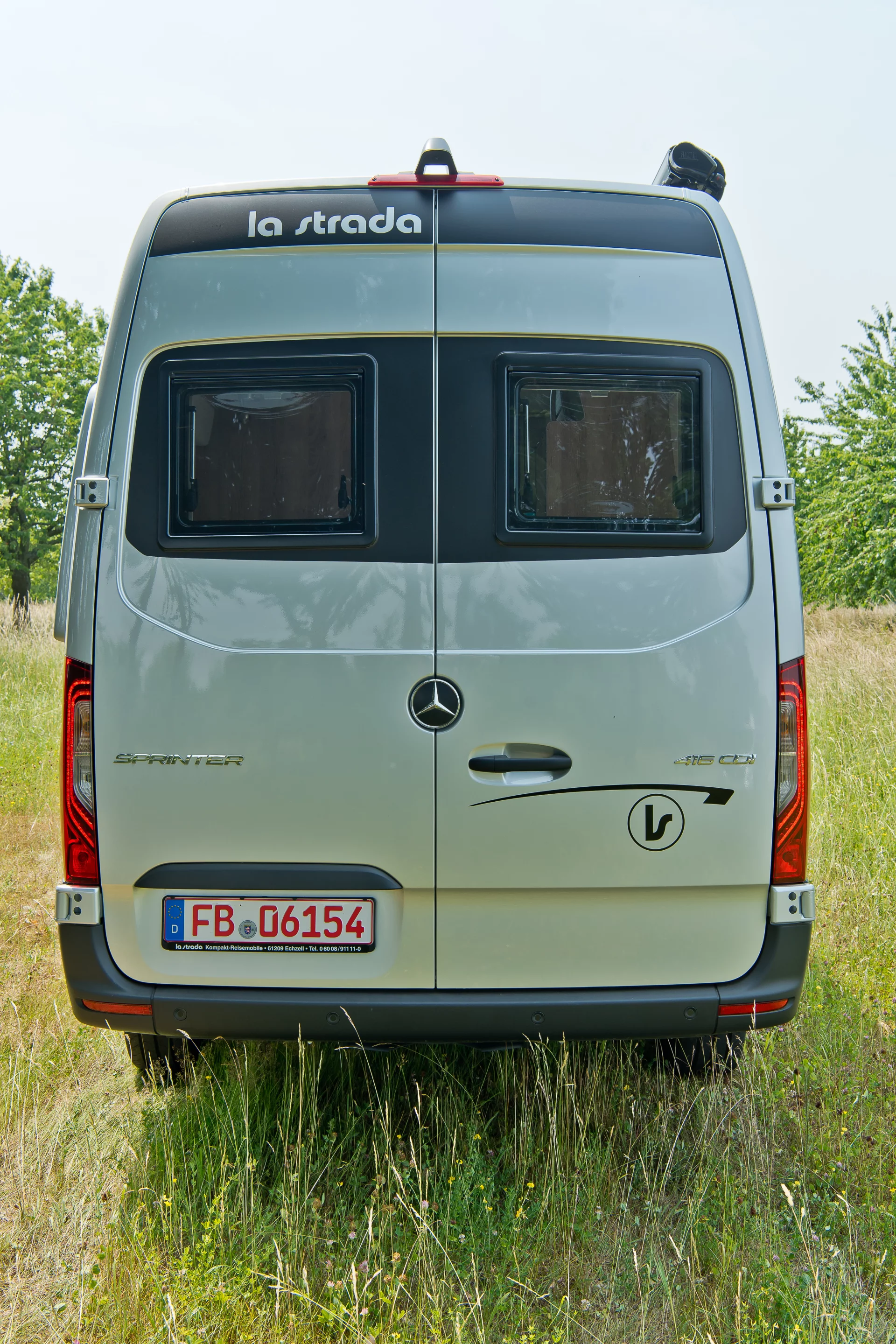 The La Strada Regent S comes standard with a 161-hp 2.2-liter CDI engine, with a 188-hp 3.0-liter CDI available optionally