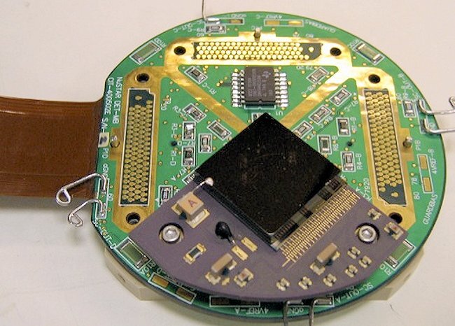 One of four CdZnTe detectors installed on the focal plane sensor electronics board (Photo: NASA/JPL-Caltech)