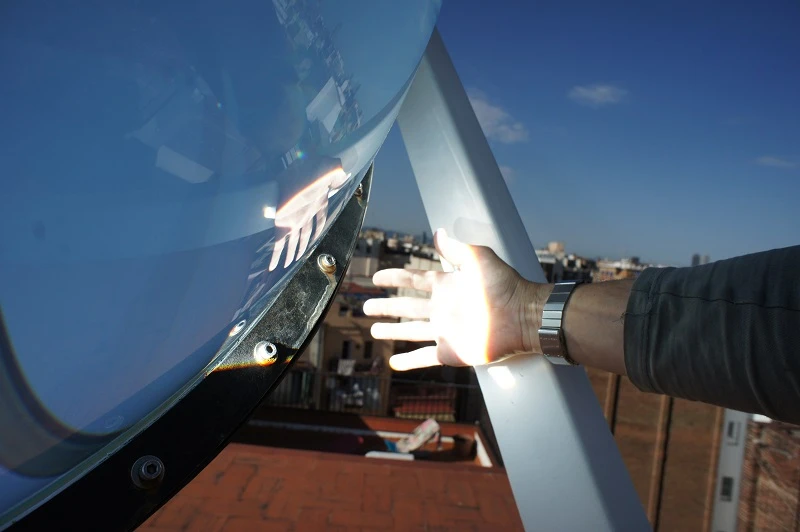 The Rawlemon devices reportedly produce up to 70 percent more energy than conventional photovoltaic panels