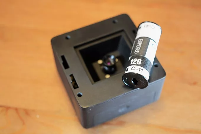 The I'm Back MF transforms a medium format camera into an analog/digital hybrid, of sorts