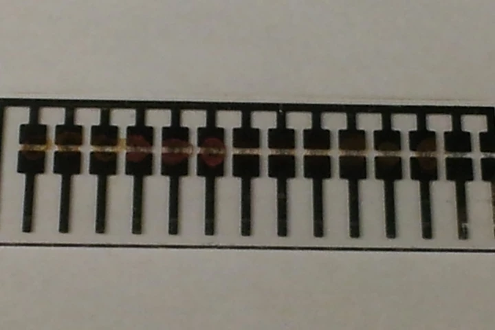 The sensor makes use of modified carbon nanotubes in order to detect decay in meat (Image: MIT/Sophie Liu)