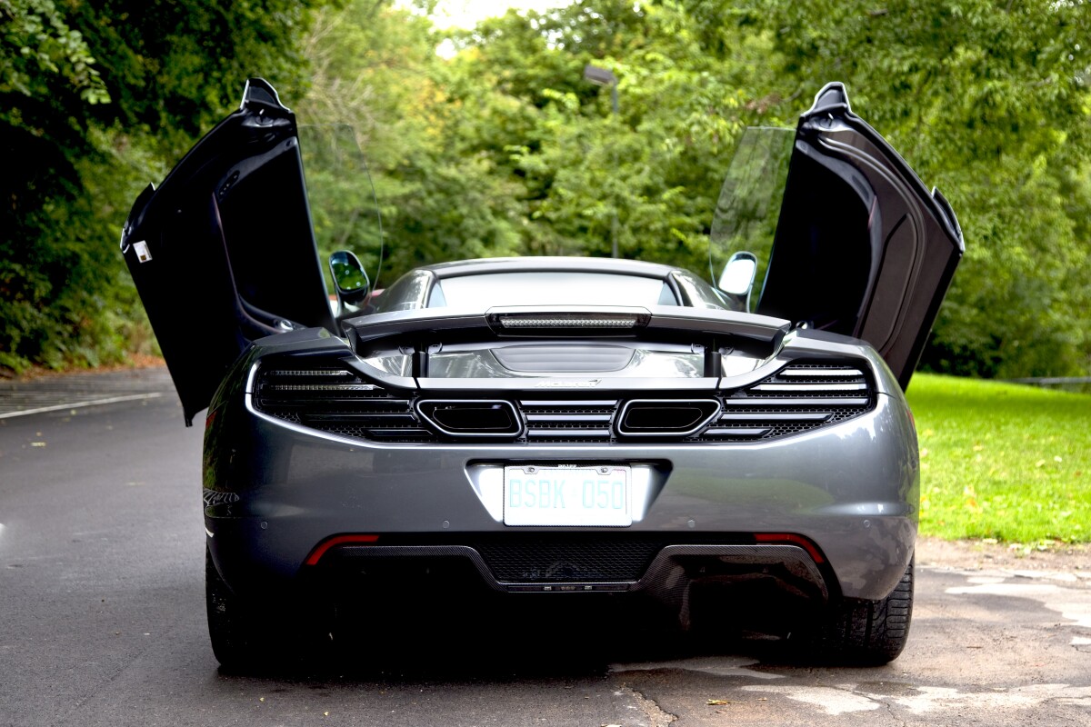 The 12C retains the dihedral door configuration of the F1, M6GT and P1 (Photo: Angus MacKenzie/gizmag.com)