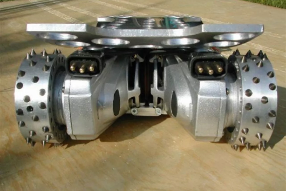 Power Tool Drag Racing: the Dragster