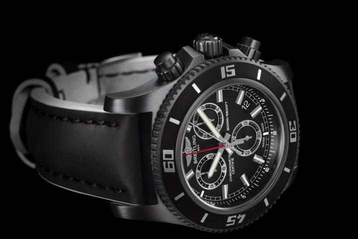 The Superocean M2000 Chronograph is rated to 2,000 m (6,600 ft)