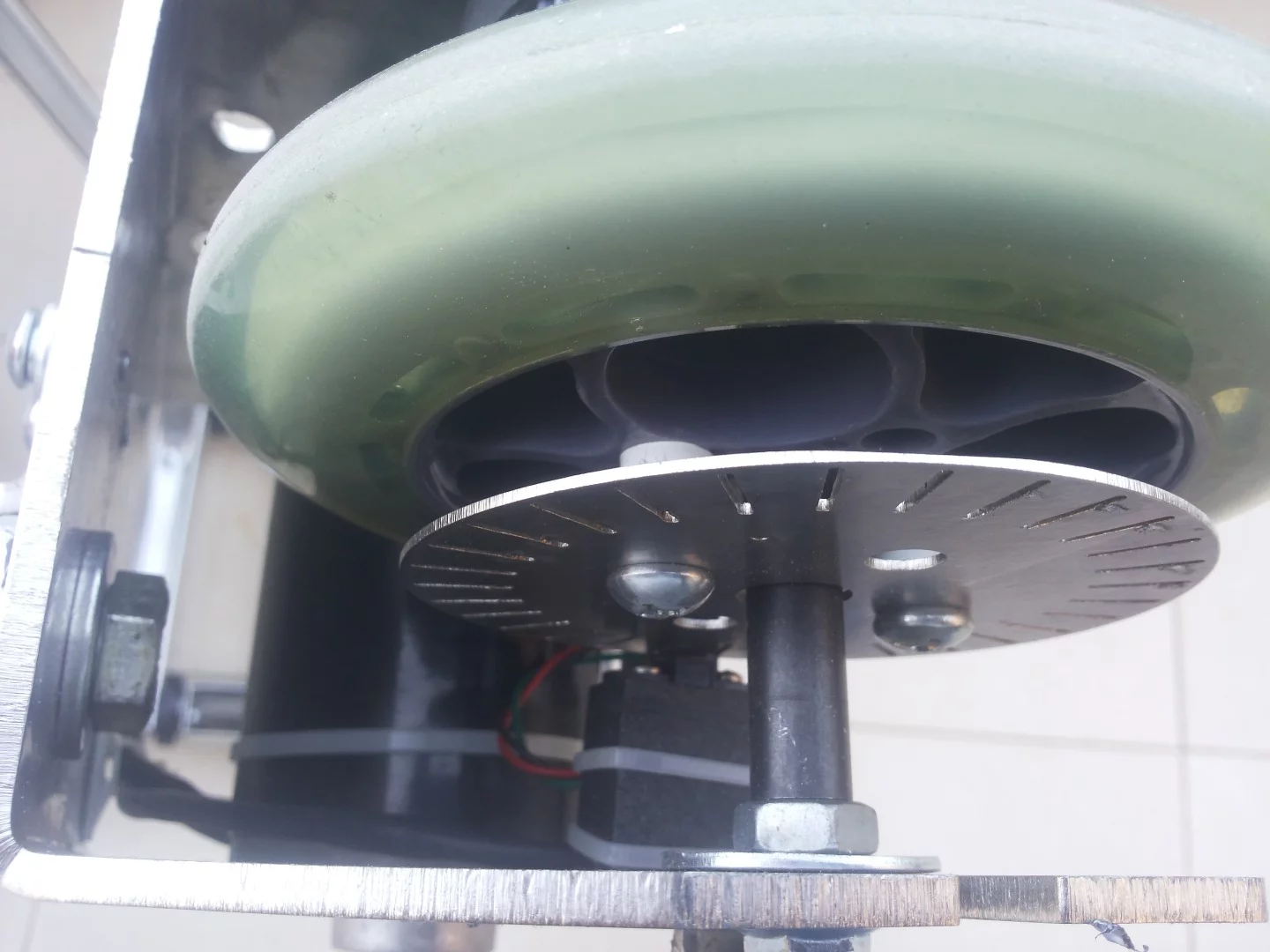 The electric trolley's speed sensor