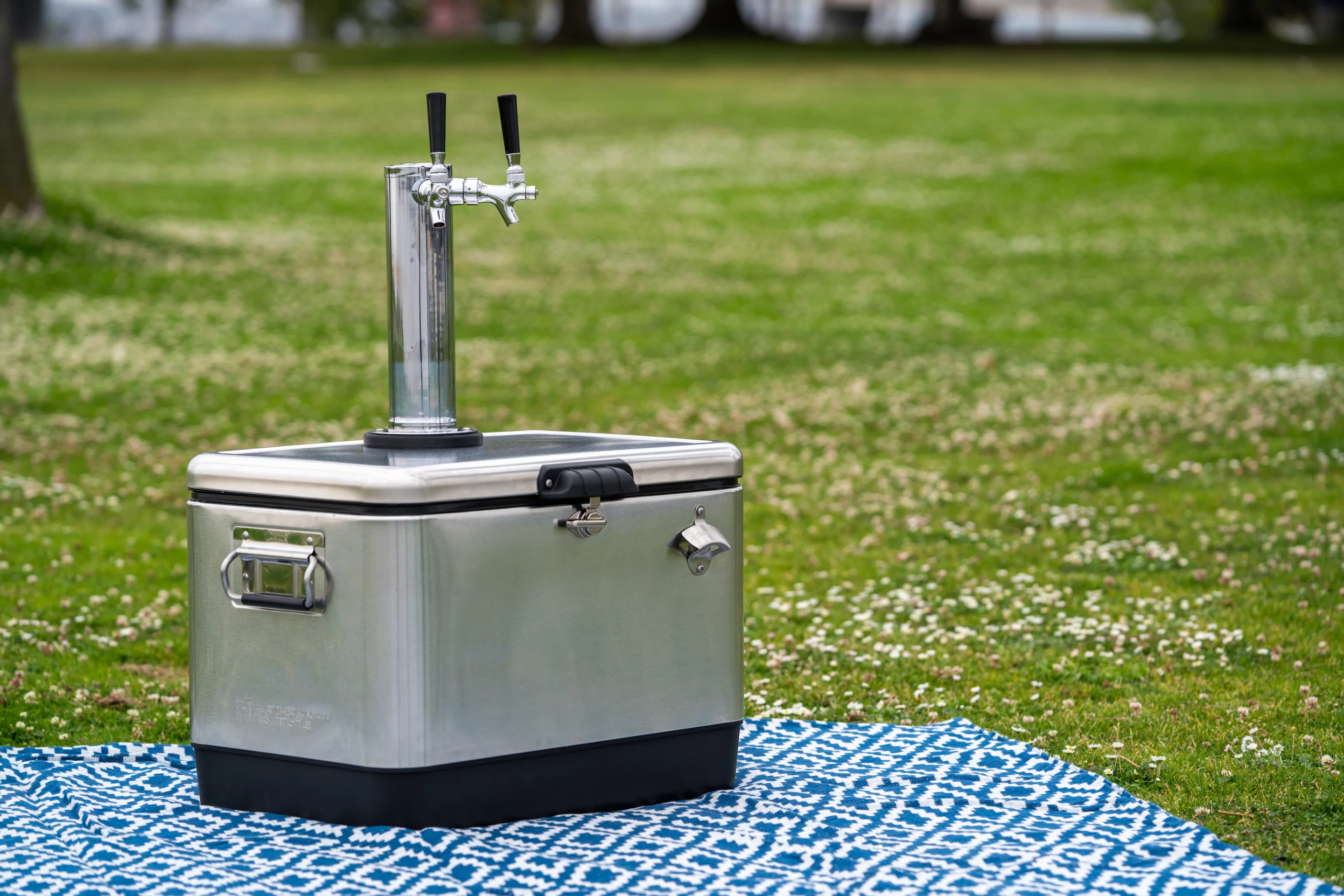 The Cooler Keg is now funding on Indiegogo starting at US$629
