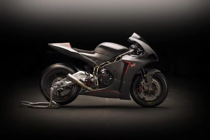 Spirit GP R: 180 horsepower, 140-kg Moto2 bike for the road uses a stroked out 749cc Daytona 675 engine
