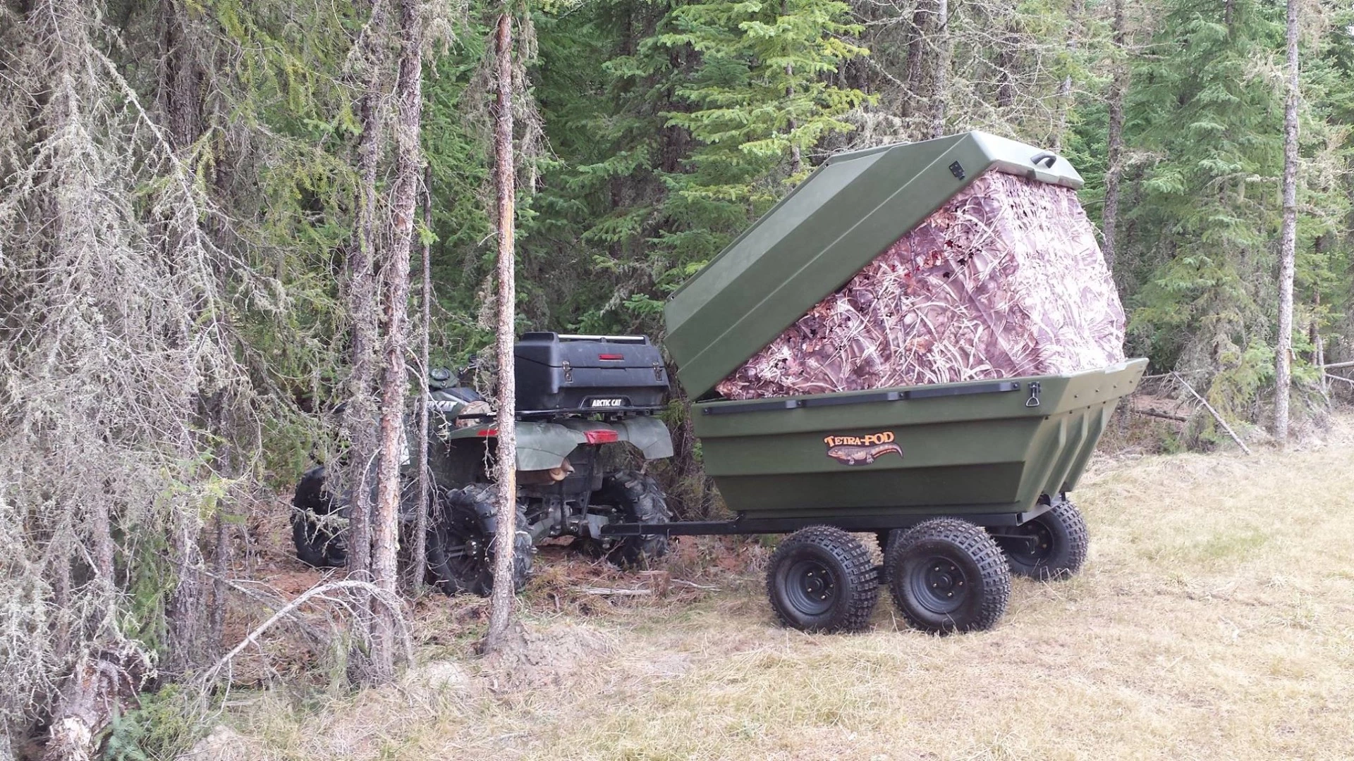 Tetra-POD offers an optional hunting blind attachment