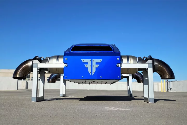 Aimed at industrial, government or military use, the AB6 JetQuad should sell for US$100,000