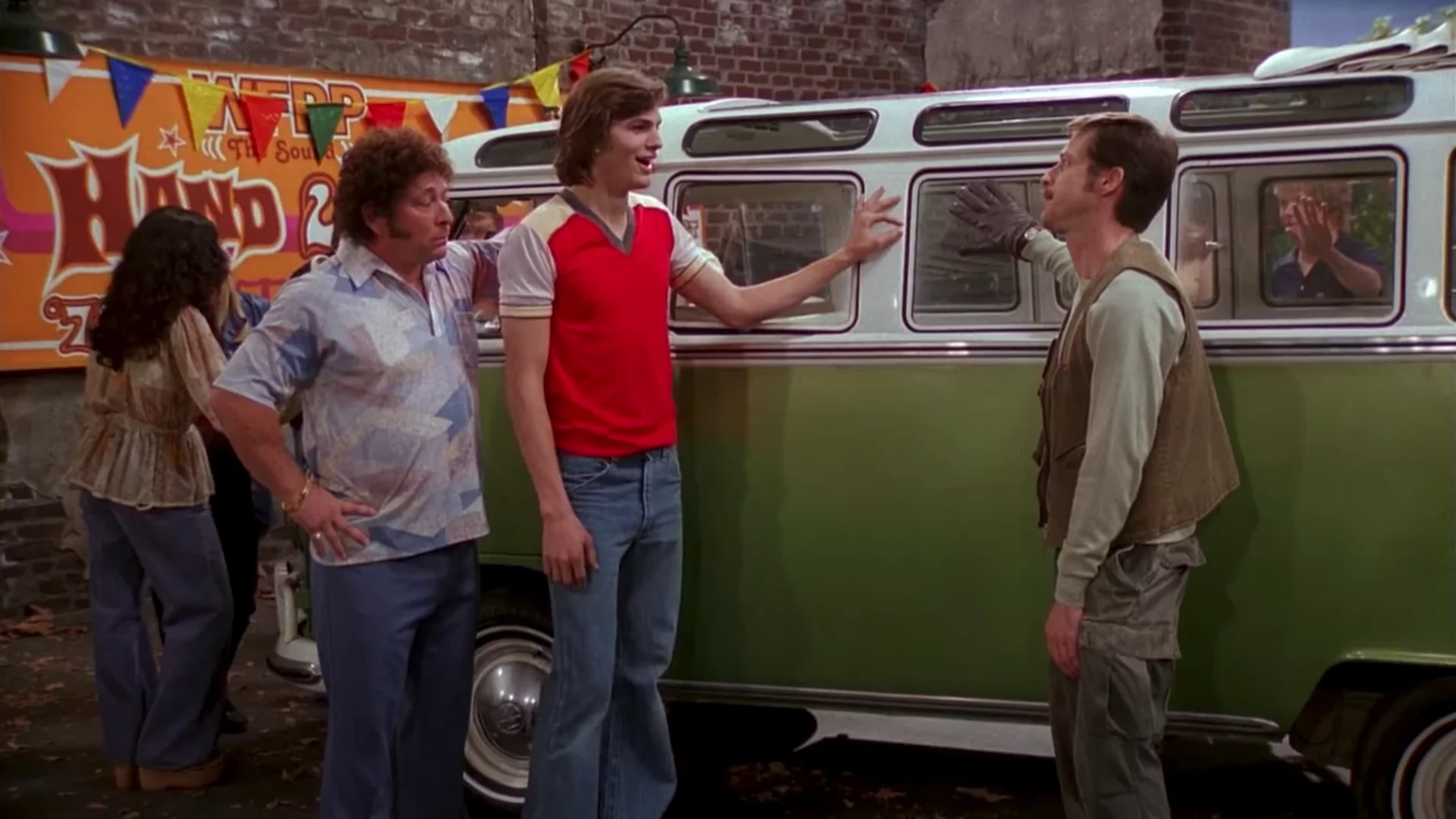 The VW Samba appeared on screen in most shows between episode four of season four where Kelso wins it in a contest through to episode 11 of season 6 when the van runs off a cliff