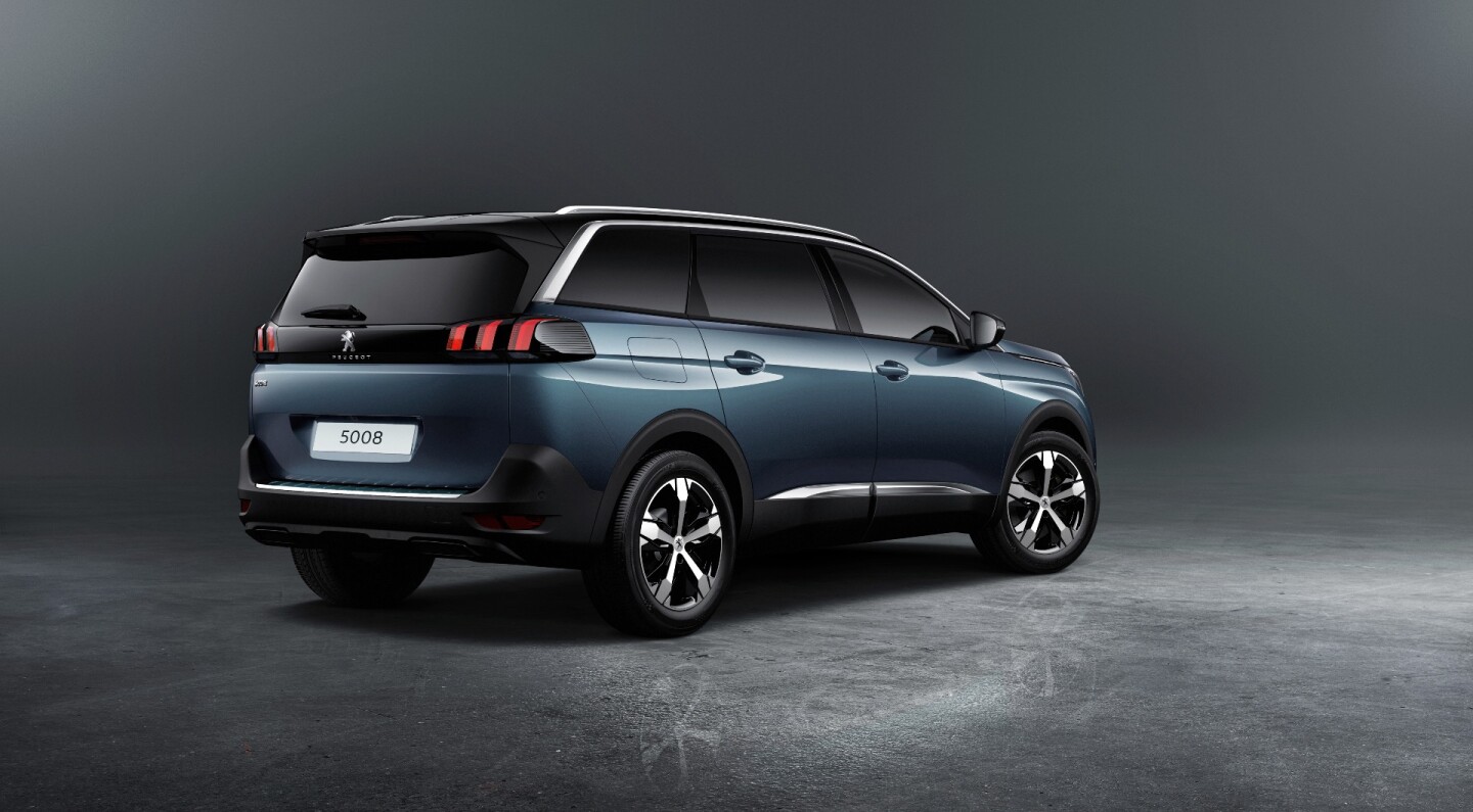 The claw taillights on the 5008 are a Peugeot staple