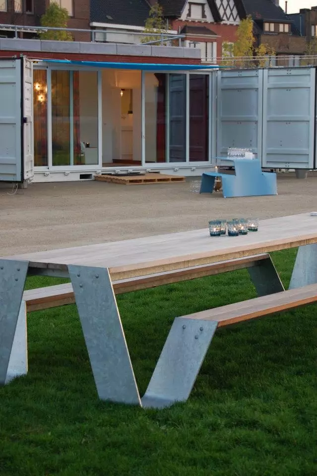 The main draw for the small-sized container hotel is it's ability to easily pick up and move to more intimate locations, while still providing a comfortable bed and hot shower nearby