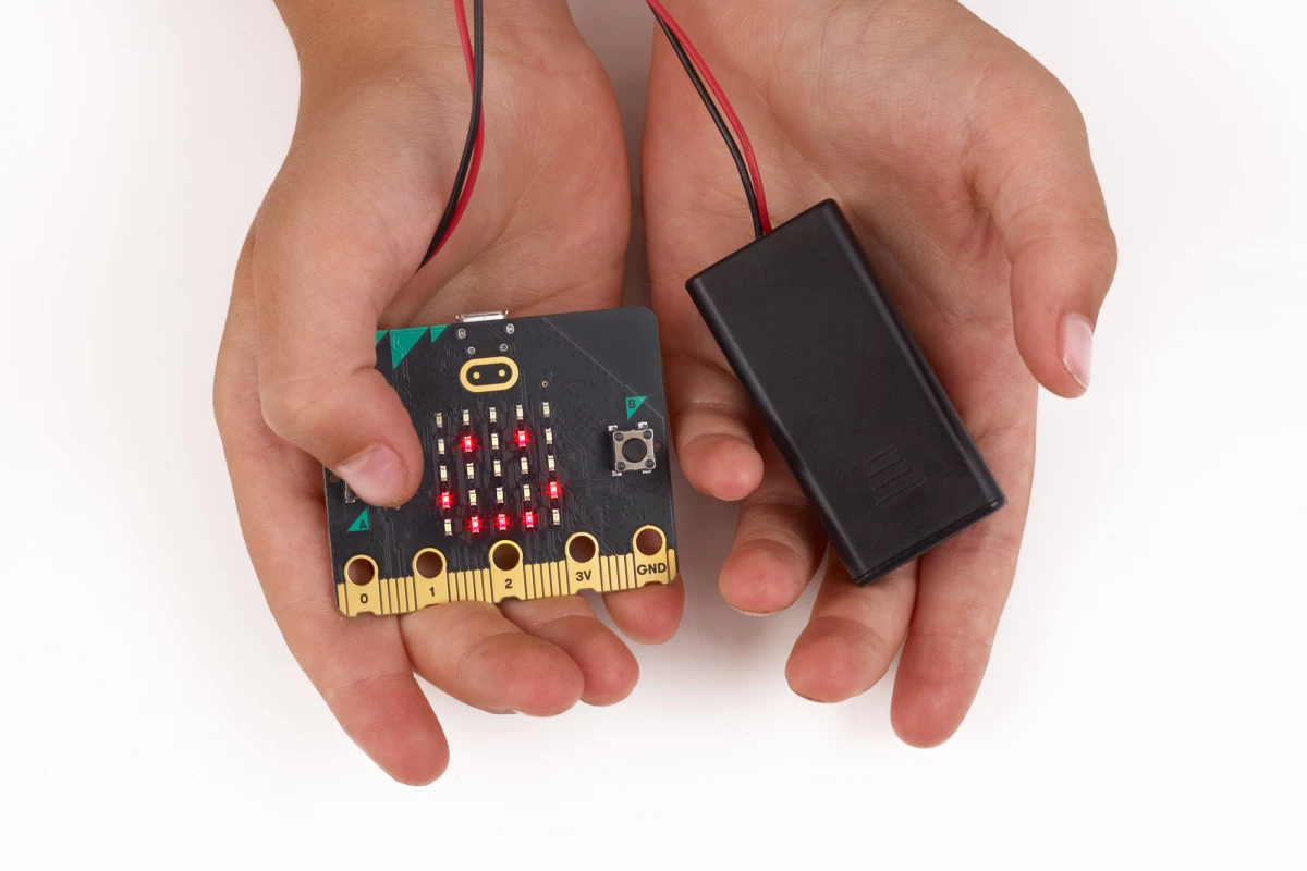 The new micro:bit gains a microphone, speaker, upgraded hardware and the logo is now touch sensitive