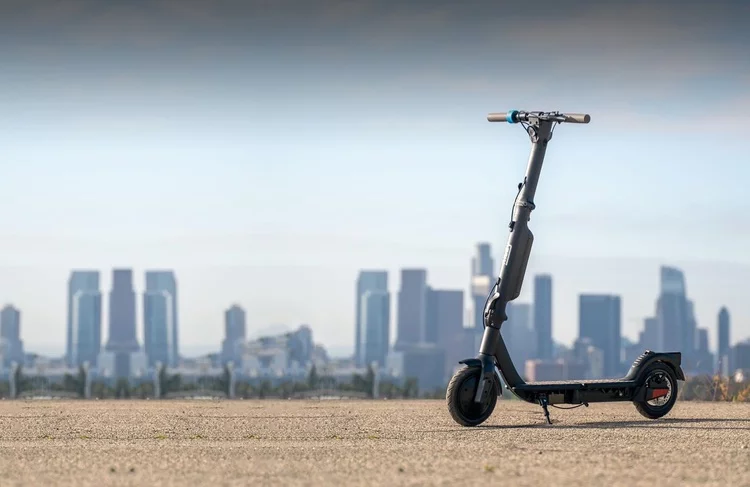 Riley's RS3 electric scooter is set to enter the US market in April 2024