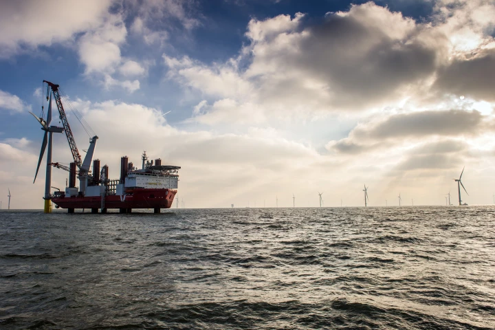 The 630-MW London Array is now online and generating