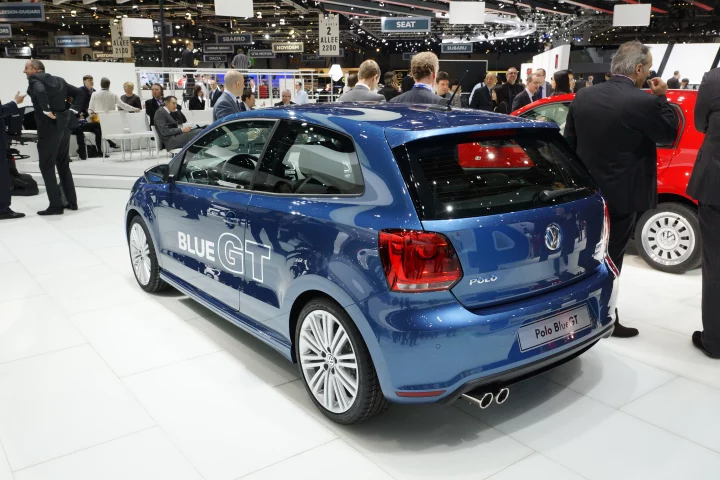 The most interesting aspect of the motor, is that it is the first of the new EA211 series of engines which shut down two of the engine's four cylinder under light and medium loads (below 4,000 rpm, and at torque outputs of less than 100 Nm).