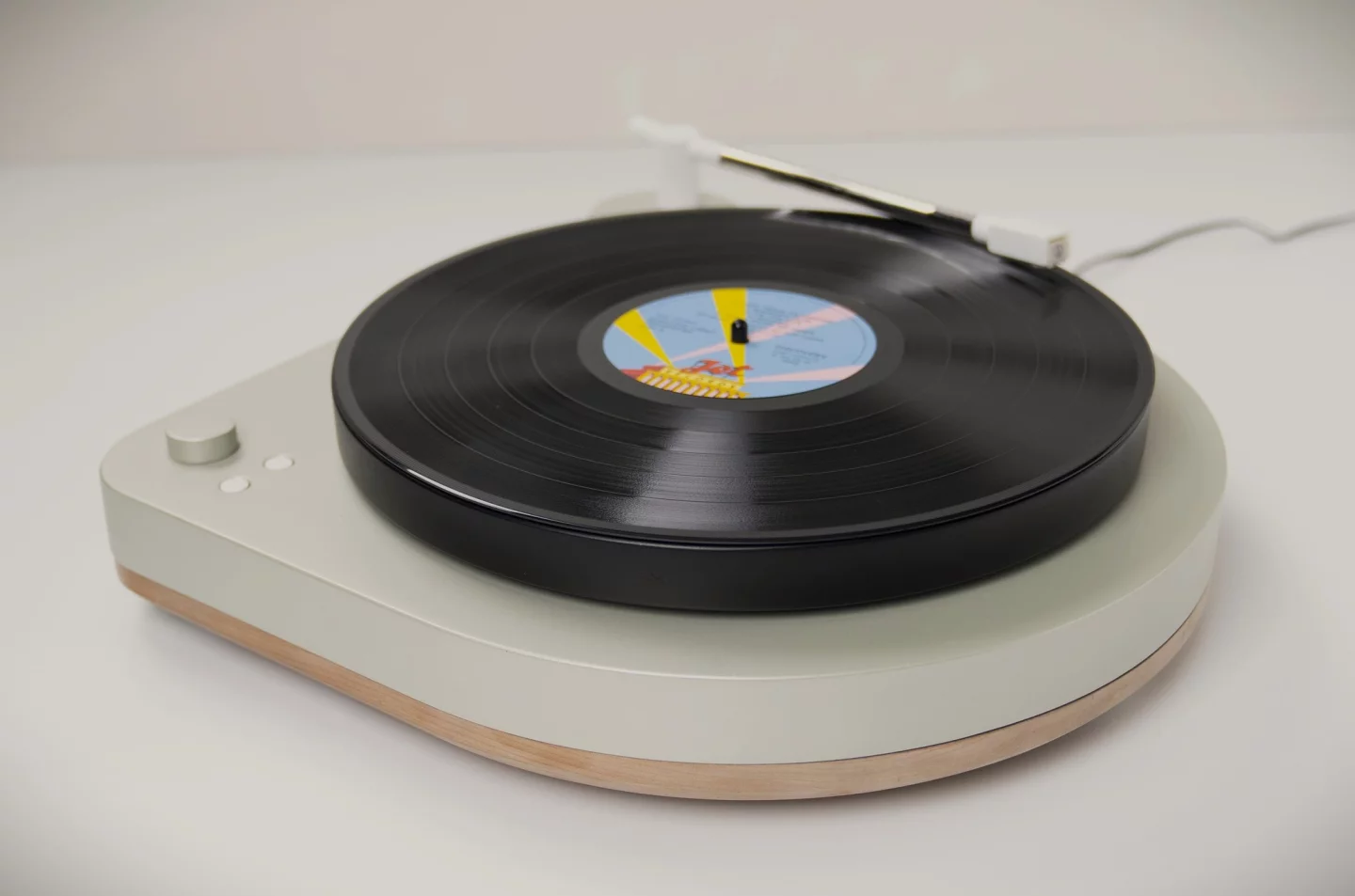 The VinylSonic turntable supports playback of singles, albums and 78s, and features a built-in speaker as well as RCA, Bluetooth and USB connectivity
