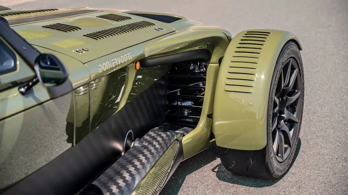 New louvres behind the front wheels add another 50 kg of downforce