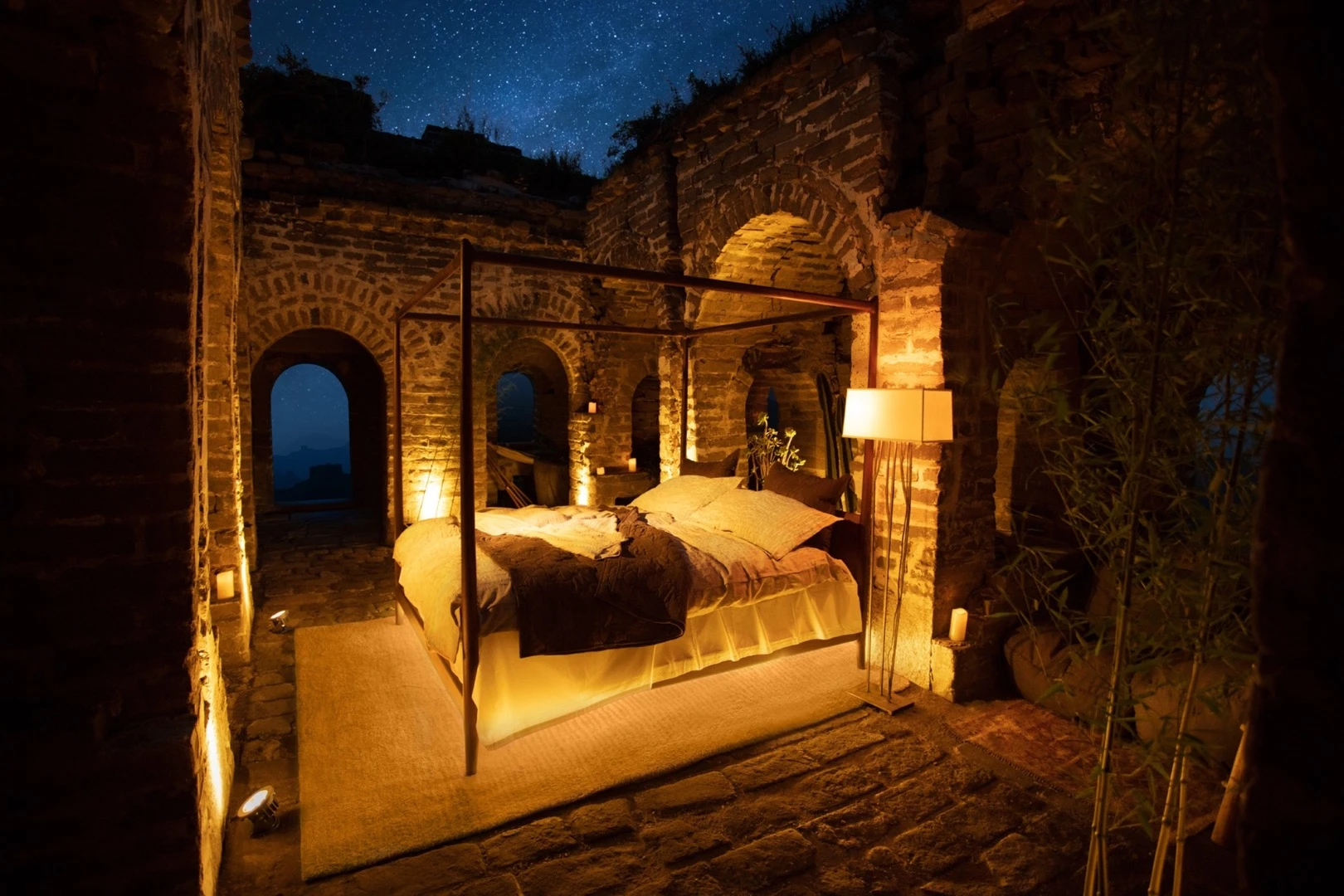 Despite its lack of roof, the lodgings look comfortable enough