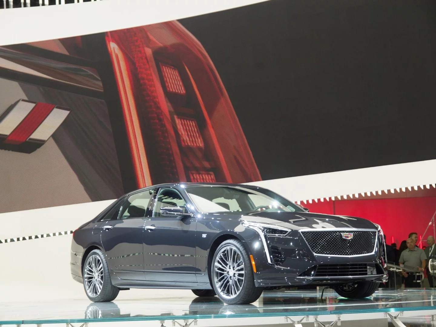 The CT6 V-Sport is powered by an all-new 4.2-liter twin-turbo V8 estimated at 550 hp and 627 lb-ft