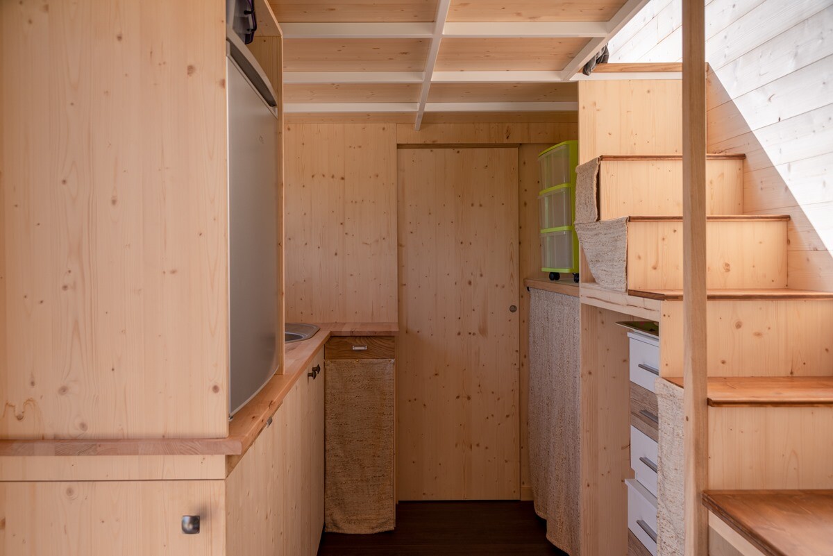 The Tiny House Franck has a total floorspace of 20.4 sq m (219 sq ft)