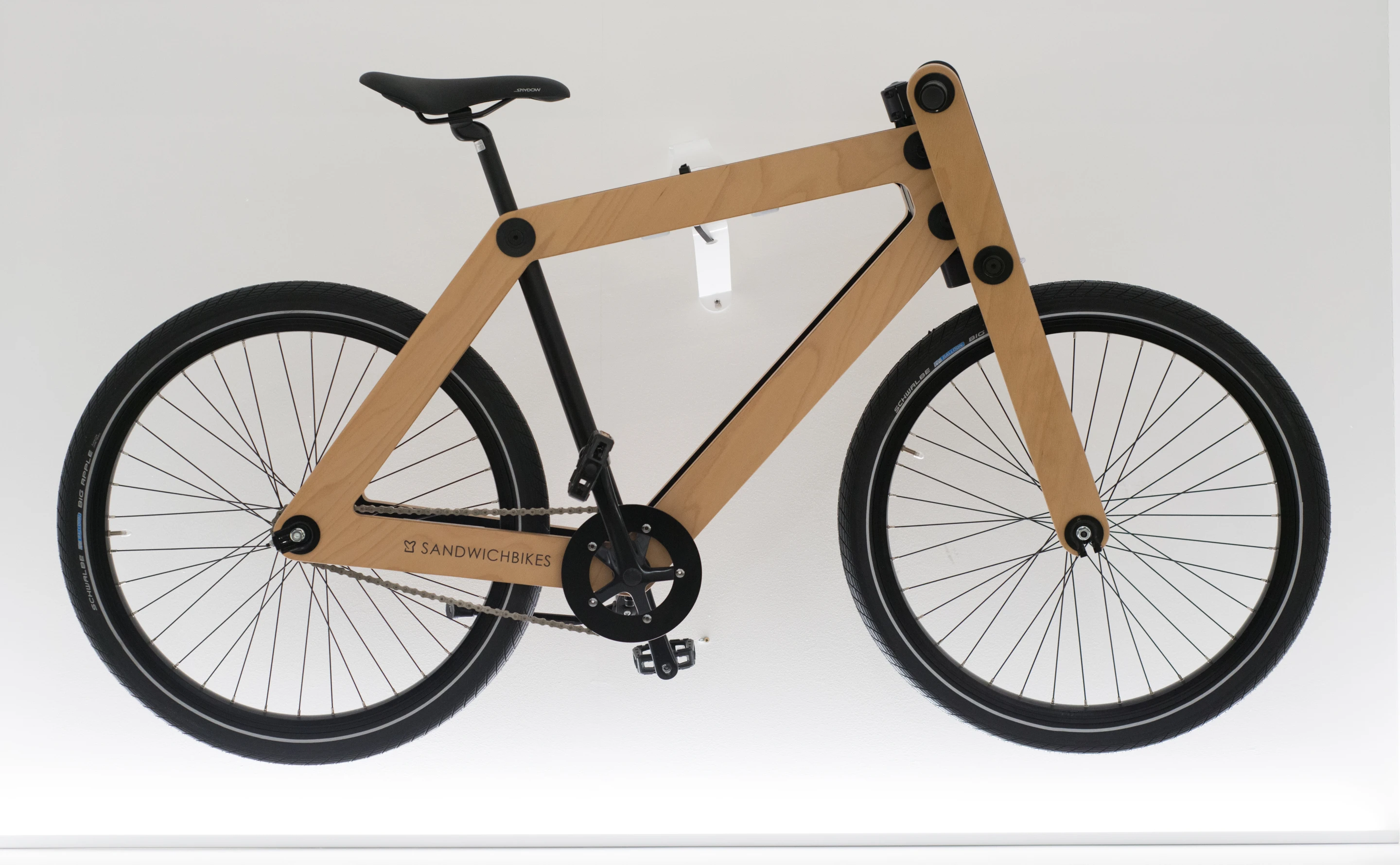 The Sandwichbike from 2013 is a flatpack single-speed bike