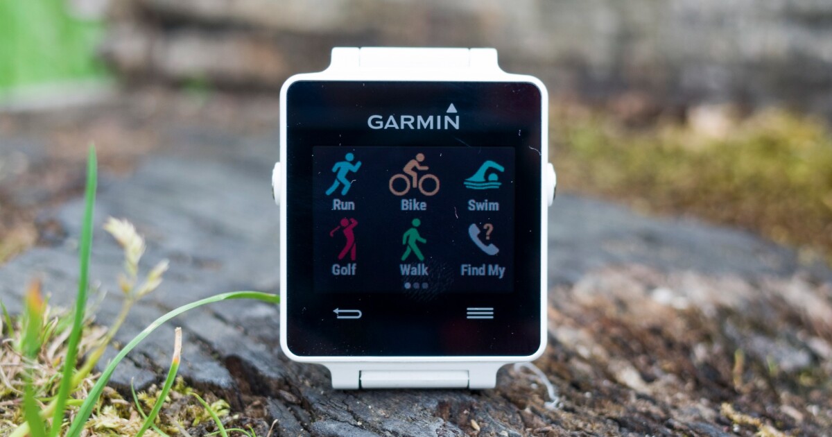 Review Garmin vivoactive fitness tracker GPS watch