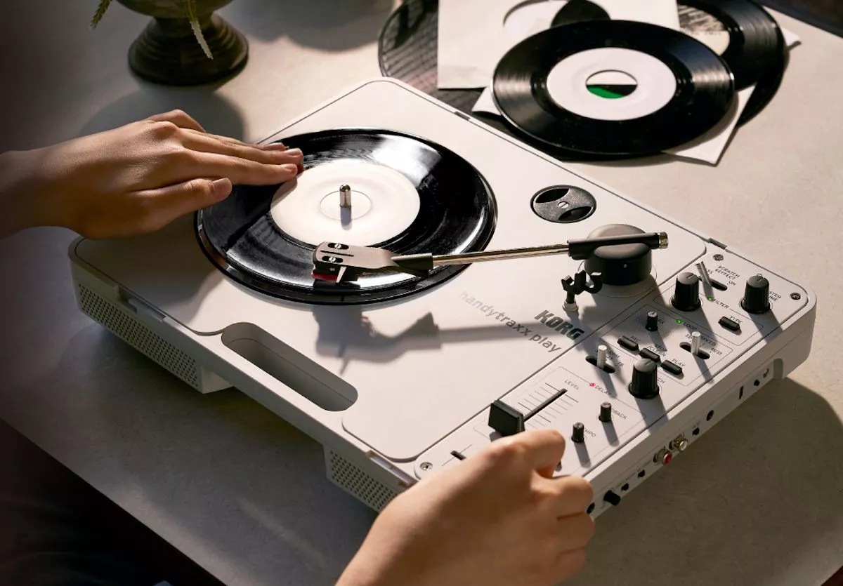 The Handytraxx play is aimed at mobile DJs, and includes a bunch of useful tools to scratch and spin