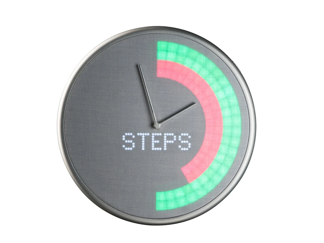 The Glance Clock can display stats and progress from fitness tracking apps on a smart device