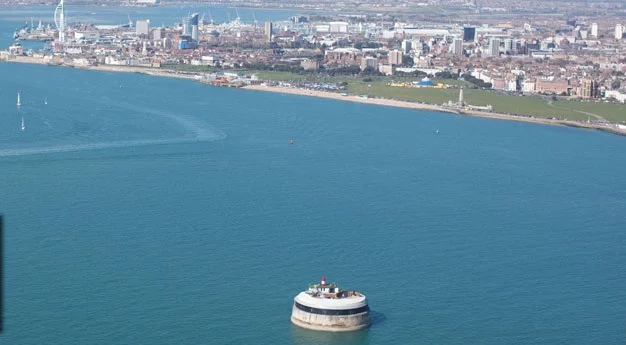 Spitbank Fort has received a £3 million (US$4.85 million) makeover, turning it into an exclusive private island retreat.