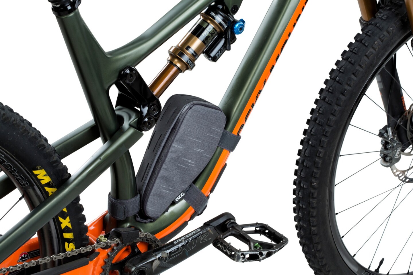The Multi Frame Pack is designed to work with the myriad frame styles out there