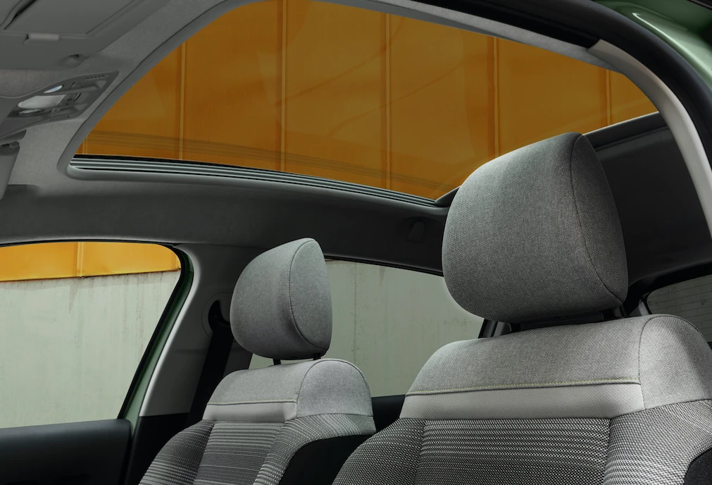 A panoramic sunroof is available on the C3