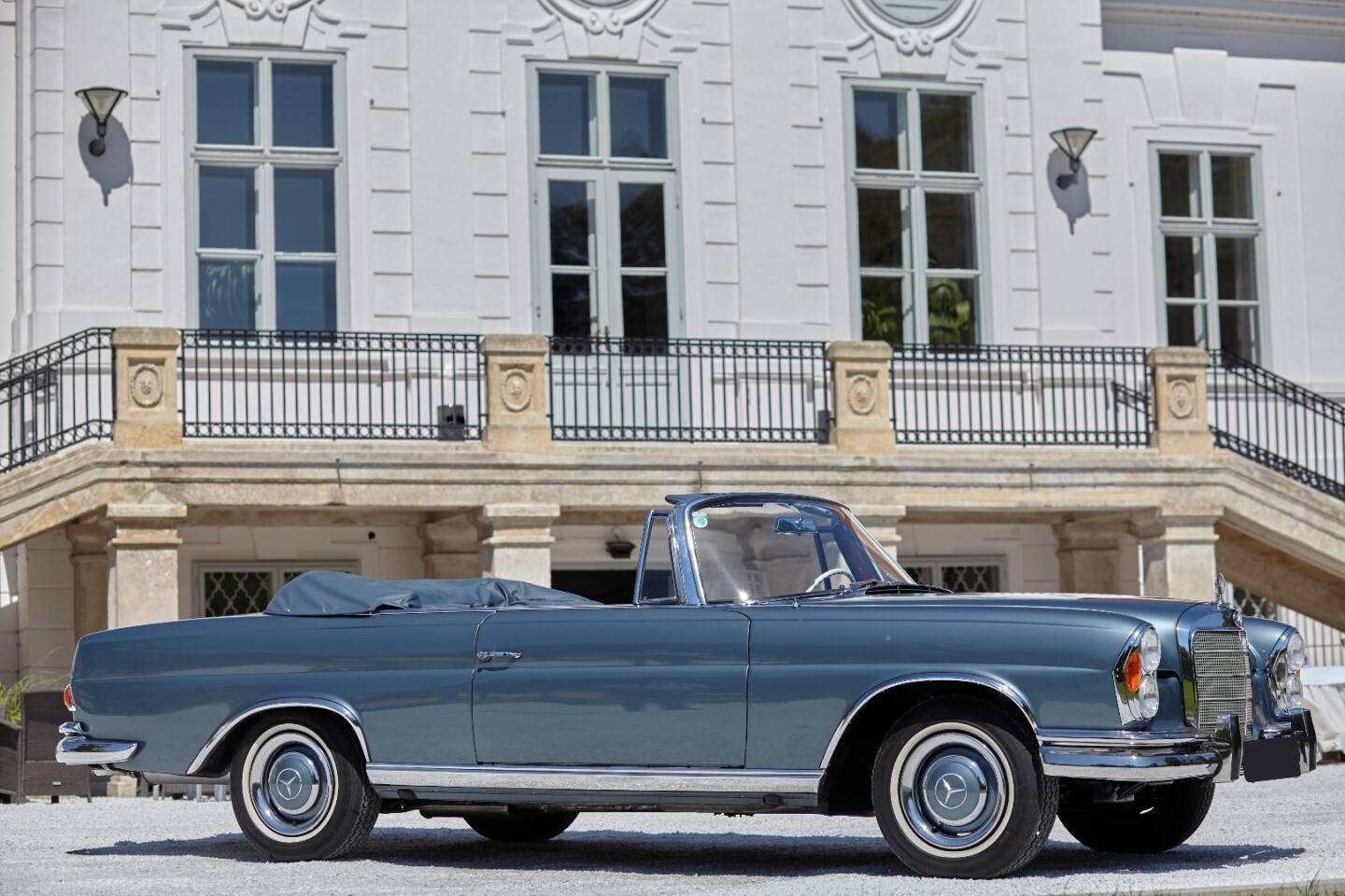 Artcurial Monaco July 2, 2017 Auction: With only 708 units built, this 1965 Mercedes-Benz 300 SE Cabriolet was delivered new to the United States before being acquired, taken to Europe, fully restored and registered in Monaco for the owner's use on the French Riviera. Auction Description