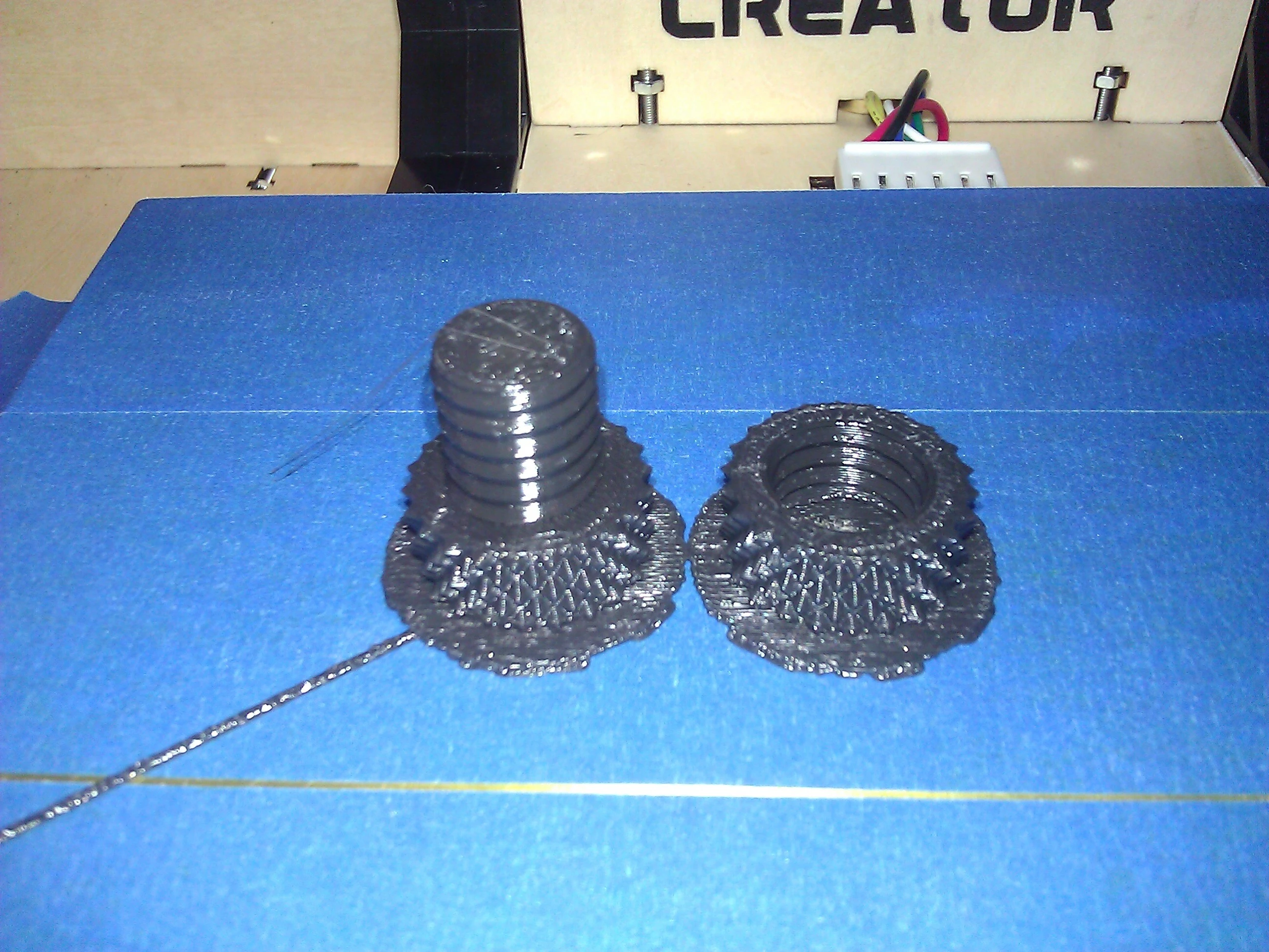 One of the classic things to print is this nut and bolt combination. It worked perfectly (Photo: Gizmag)