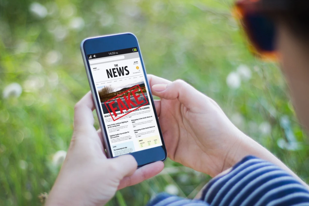 A new machine learning system has been developed to classify entire news sources on both factual accuracy and political bias