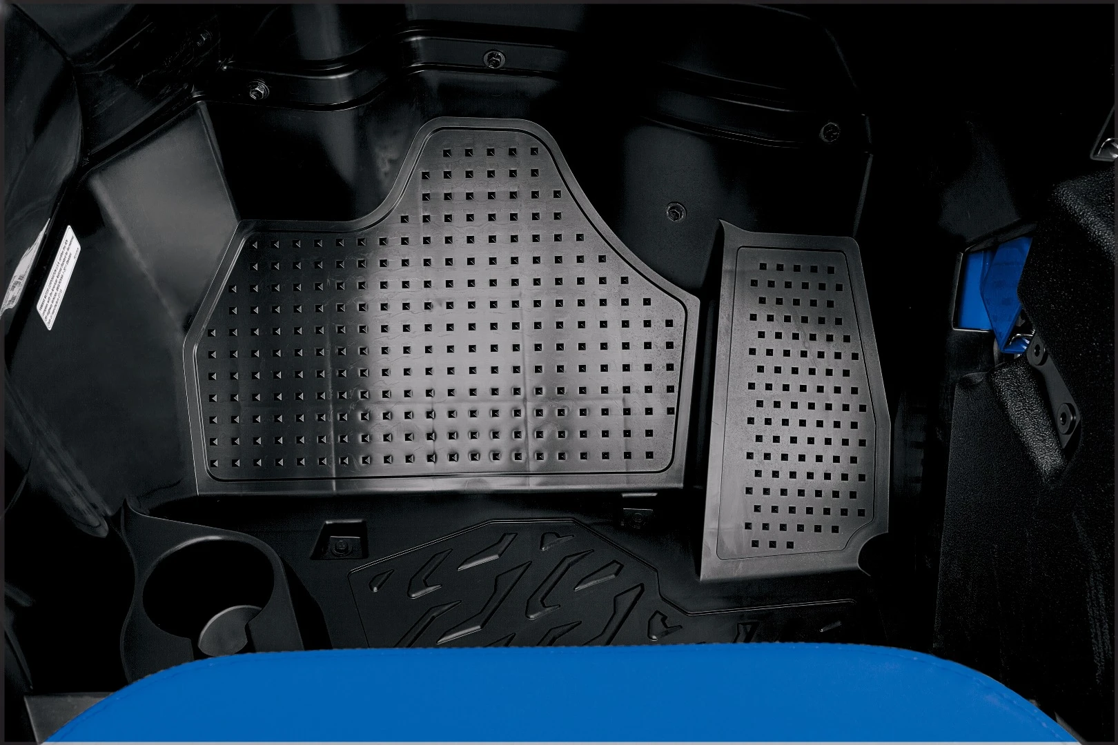 Separate floorboards for driver and passenger