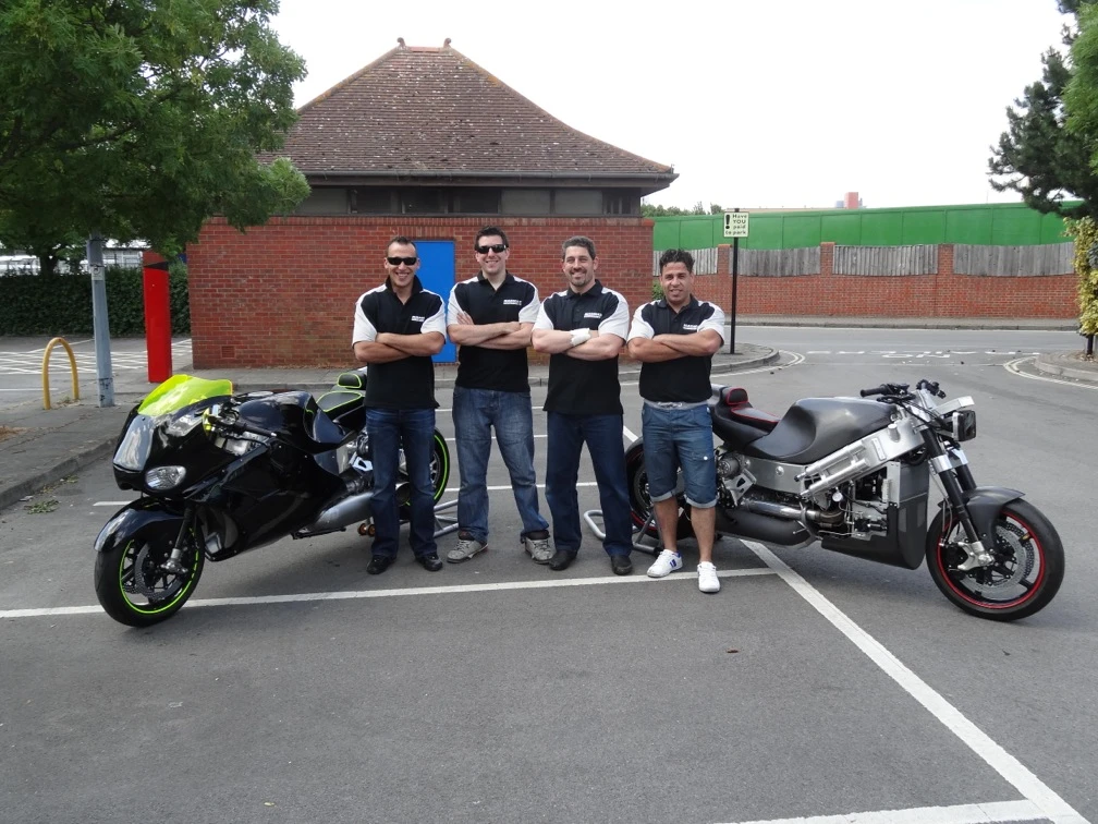 Madmax Race Team in full display